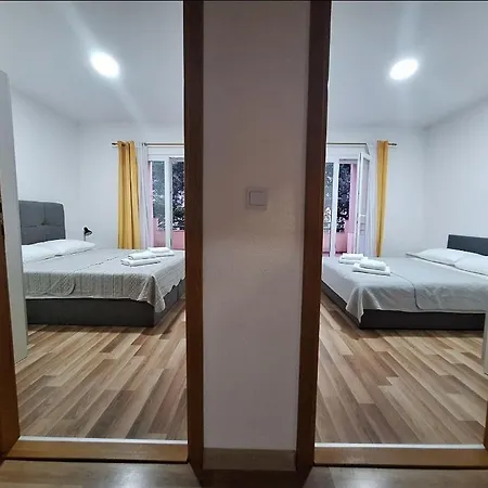 Guest house Kalale Deluxe - Makarska