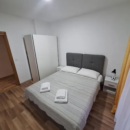 Kalale Deluxe - Guest house